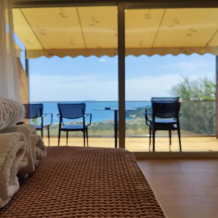 منزل ريفي Lofos *