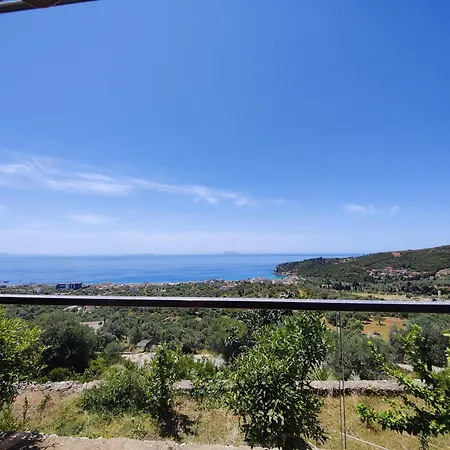 Lofos Himare
